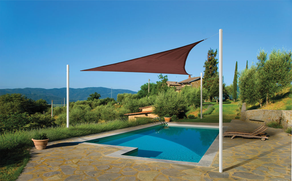 ShelterLogic 12 ft. / 3,7 m Triangle Shade Sail Terracotta 230 gsm