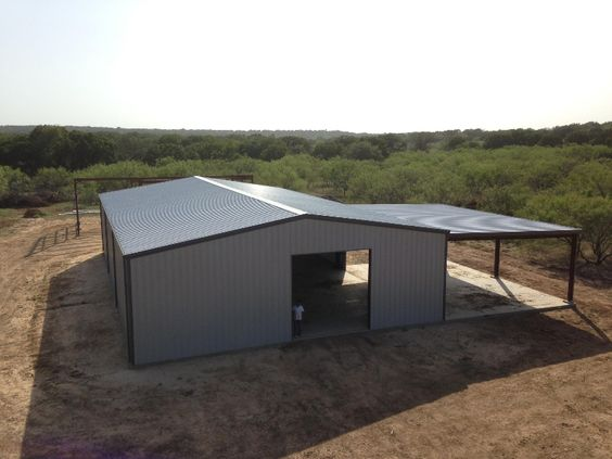 metal building in a rural environment with enough expansion space