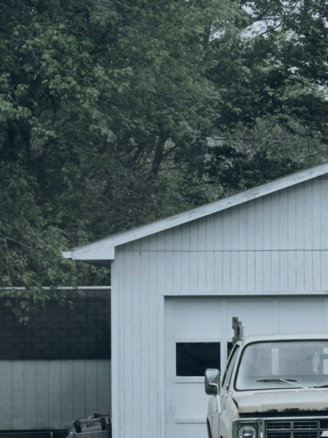 HOW MUCH WEIGHT CAN A METAL CARPORT HOLD?