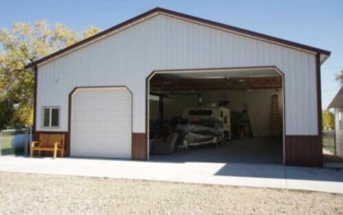 Spacious 12x24 open-fronted garage