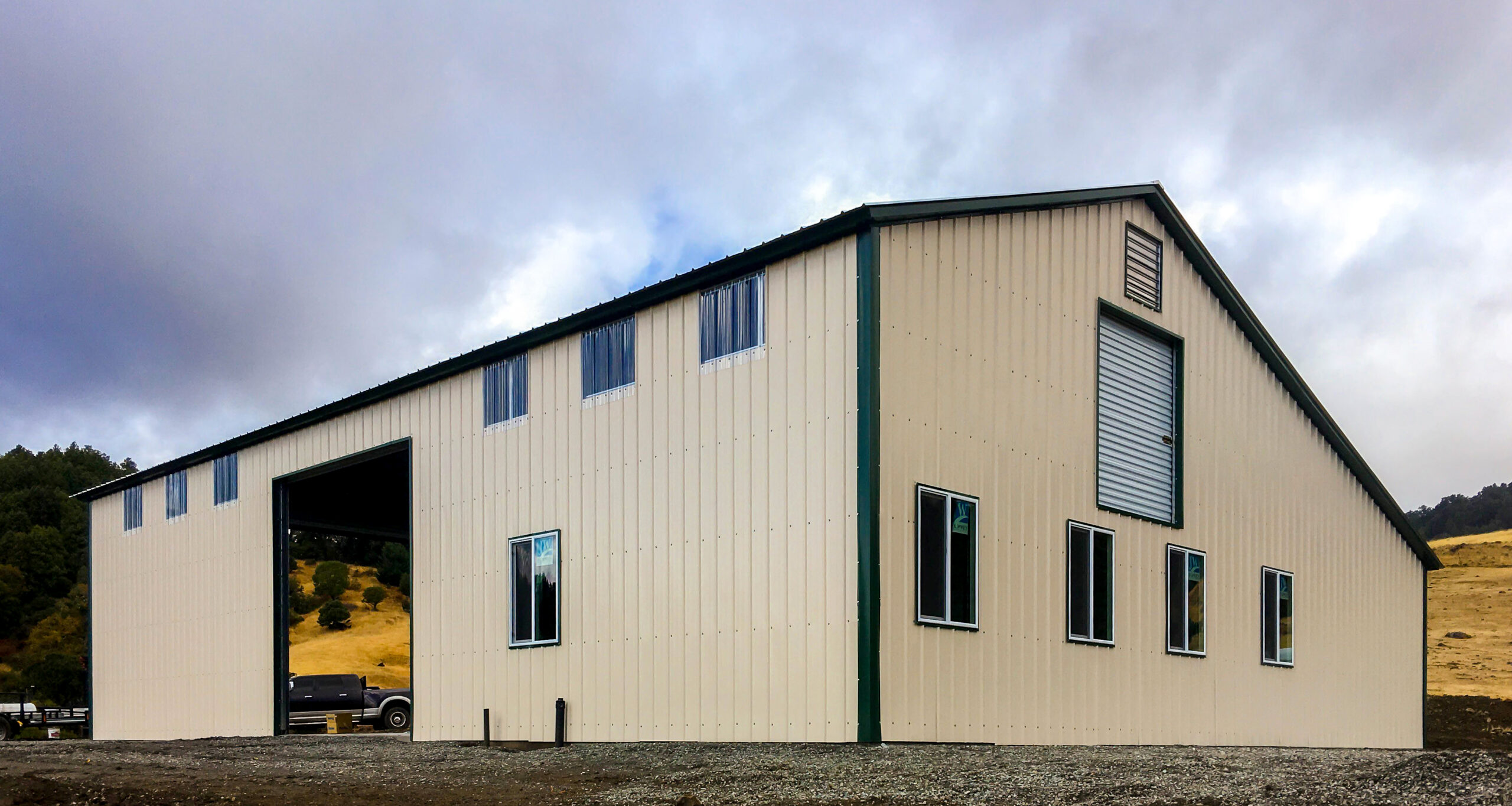 24x45 metal building: standard configuration angle (1,080 sq ft, proportion-matched from 30×60 source) from Steel and Stud