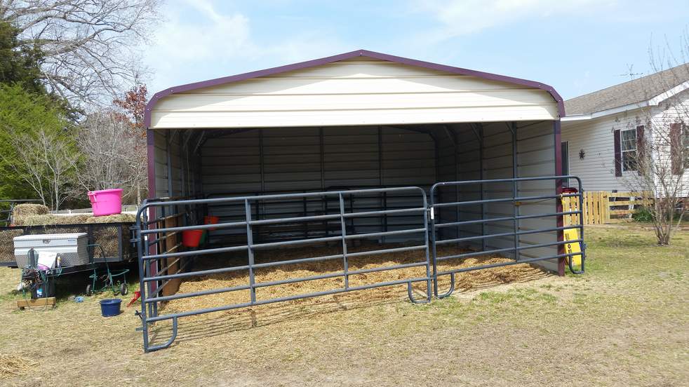 Professionally installed 20×21×8 metal building by Steel and Stud