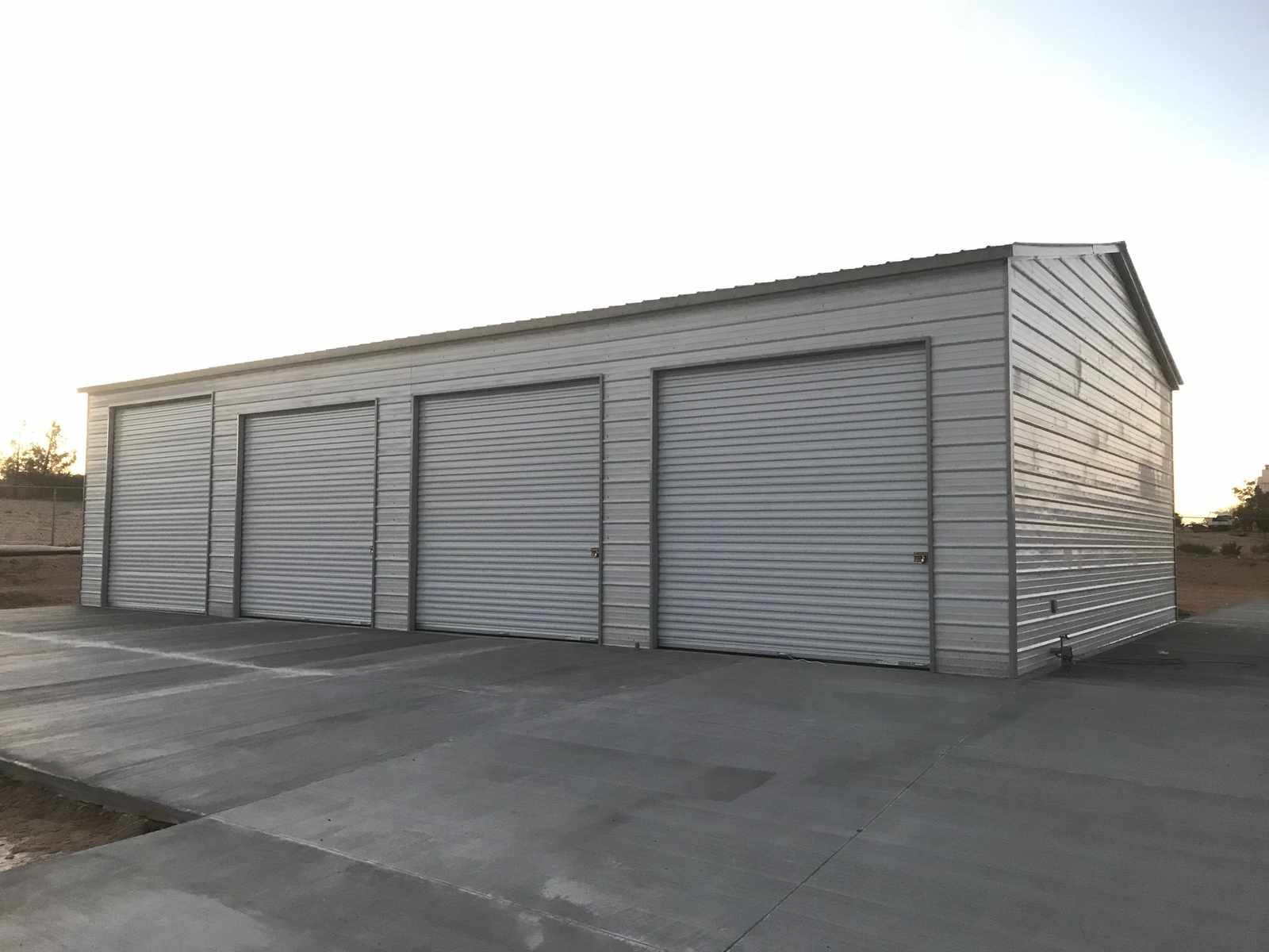 30×53×12 metal building built and erected by Steel and Stud crews