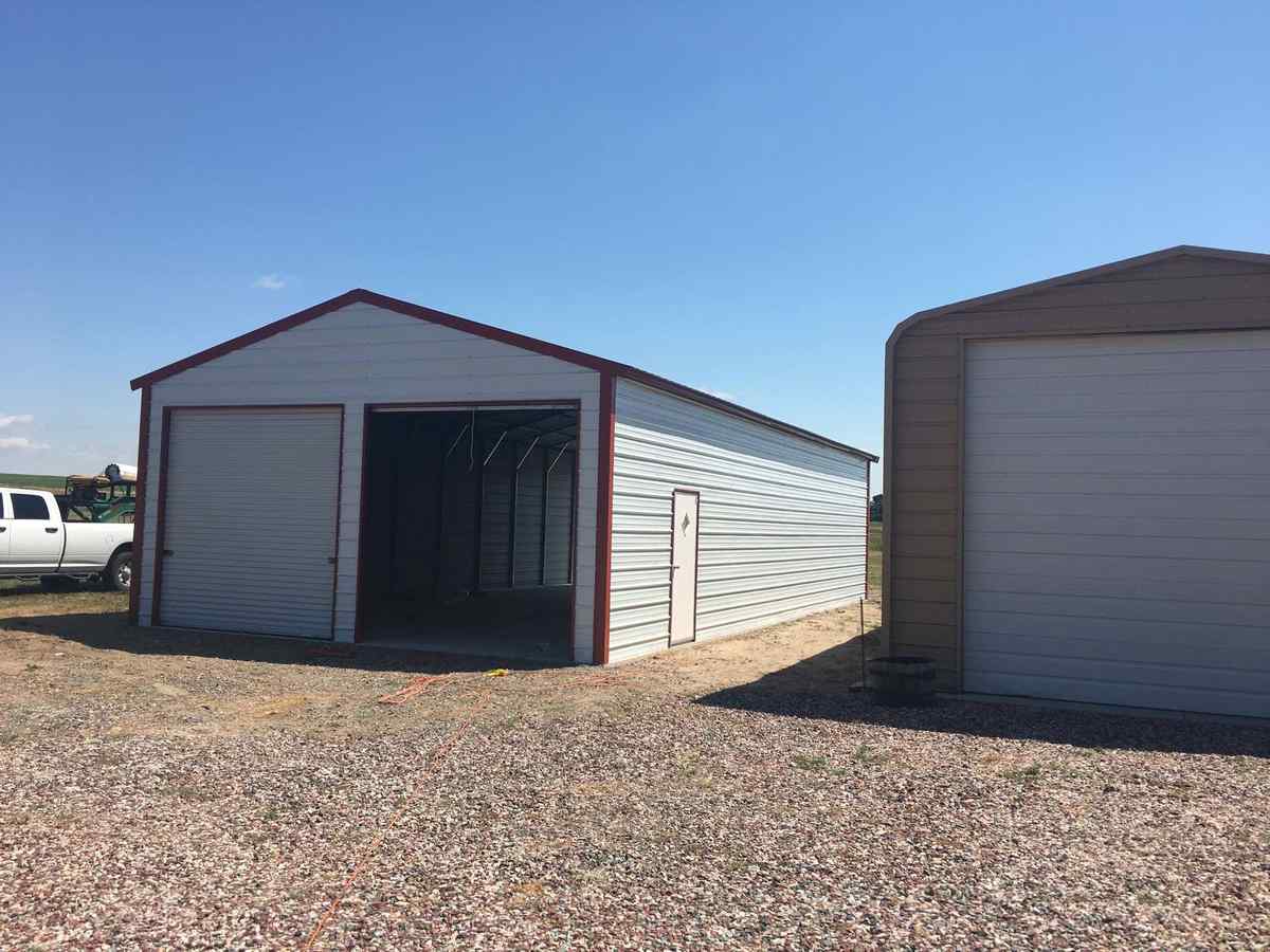 24x50 enclosed steel garage