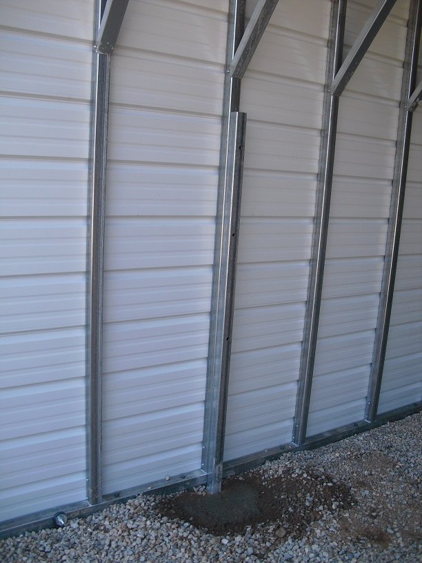 metal building built and erected by Steel and Stud crews — build sequence photo