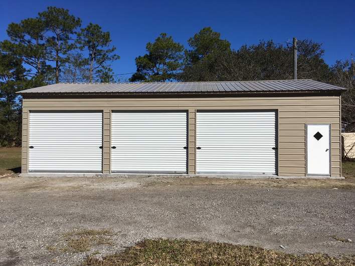 Steel and Stud customer install — 24×41×10 metal building, Florida, A-frame roof with vertical panels